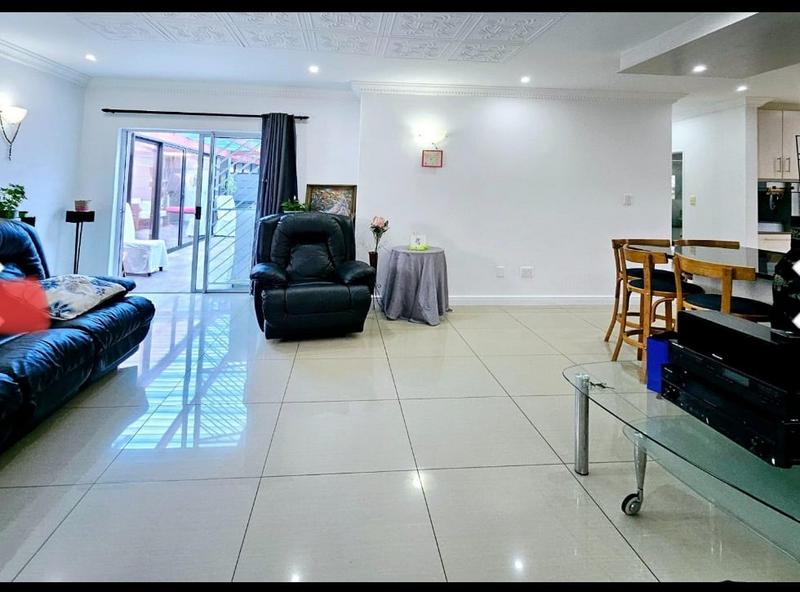 3 Bedroom Property for Sale in Strand Western Cape